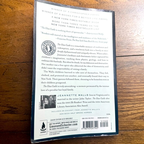 The Glass Castle Book Used - Picture 2 of 4